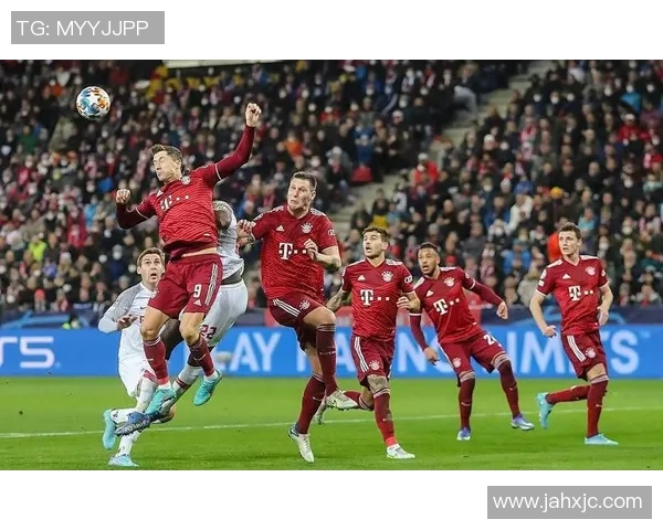 拜仁客场大胜威震奥格斯堡主场势不可挡