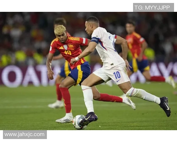 姆巴佩PK亚马尔新:法国球星壮举引爆巴黎夺冠战火,巴塞尔完胜荷兰门神