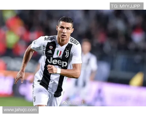 尤文图斯新赛季出战名单曝光，C罗领衔尤文锋线
